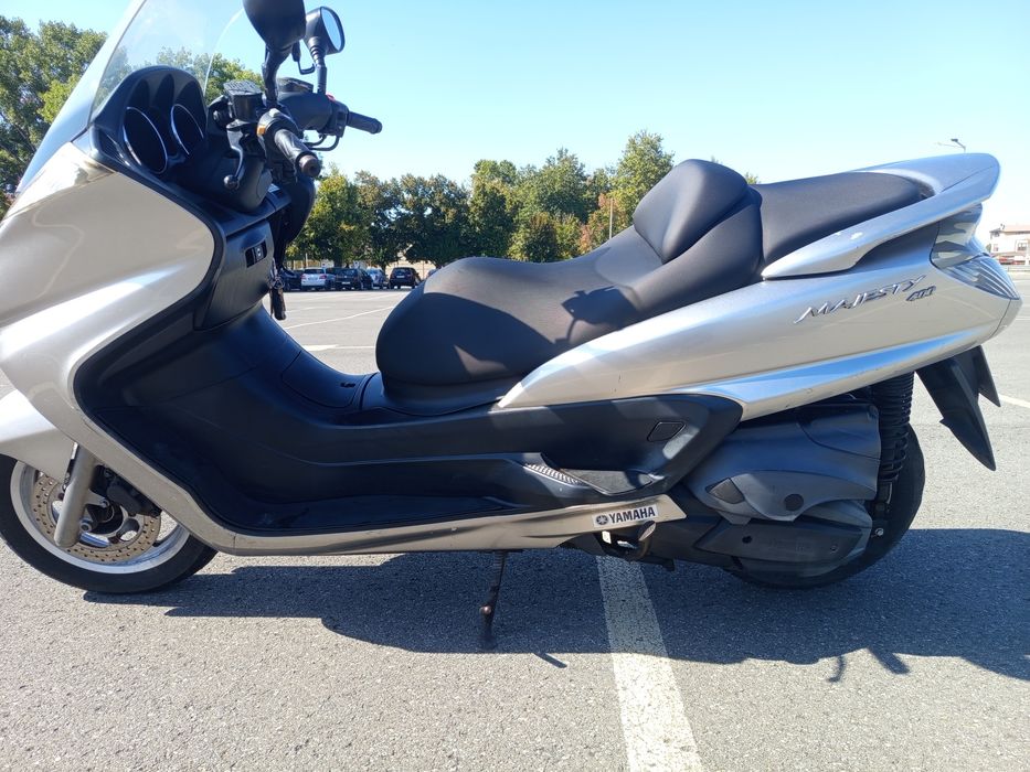 Yamaha majesty 400