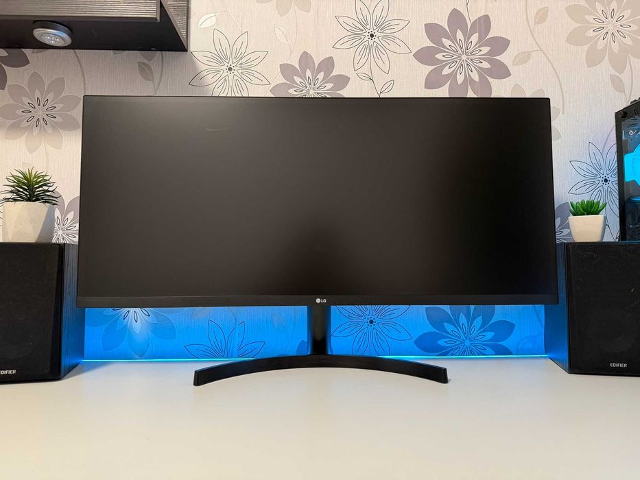 Vând monitor LG 34 inch Ultrawide 75Hz FreeSync