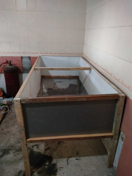 Продам брудер для цыплят