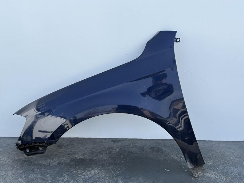 Aripa fata stanga Volkswagen Passat B7