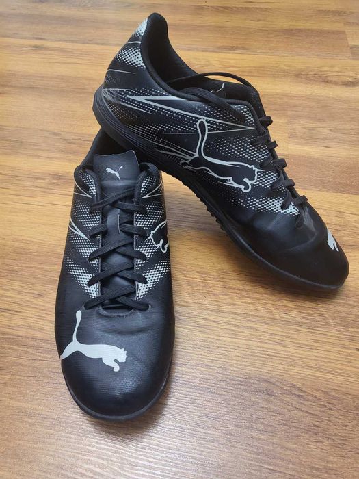 Мъжки обувки за футбол PUMA (без бутонки), 45 номер