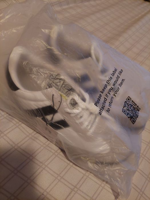 Adidașii bărbați Tonny Black. 42, noi cu etichetă.De Calitate