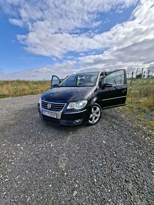 Vand volkswagen touran 7 locuri - highline 2.0 tdi - dsg- 170 cp