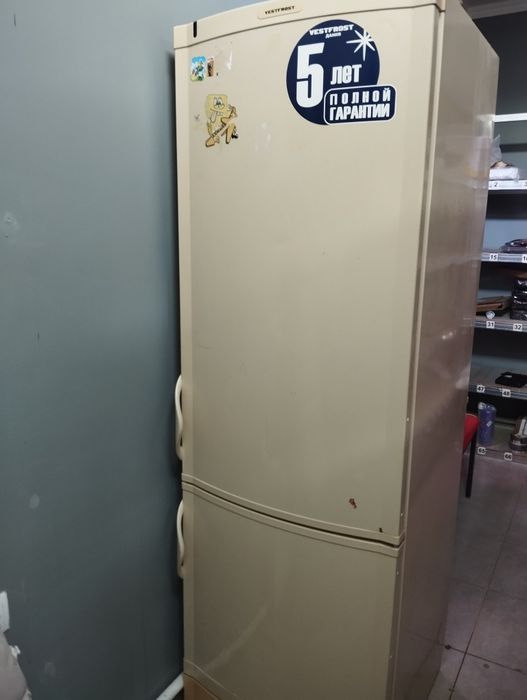 Холодильник Vestfrost