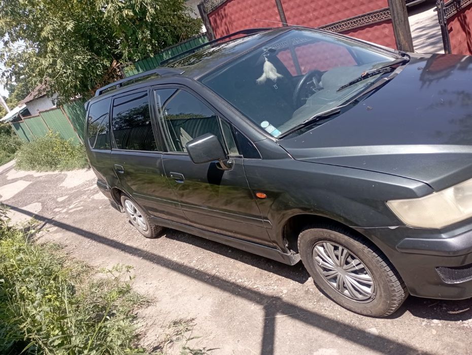 Продам машину срочно
