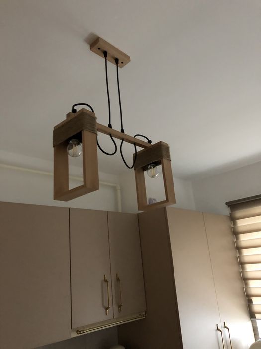 Montaj corpuri iluminat. Montaj lampi. Montaj suport tv perete