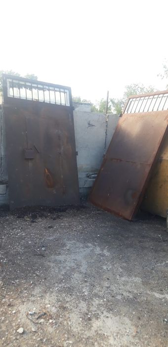 Продам ворота на боксы