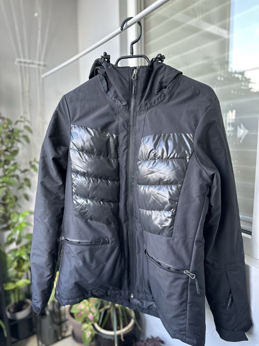 Зимно черно яке за ски