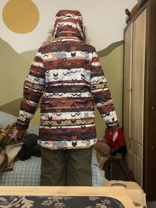 Продам куртку женскую. Зима