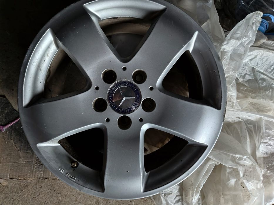 Продам оригинальные диски R16 5/112