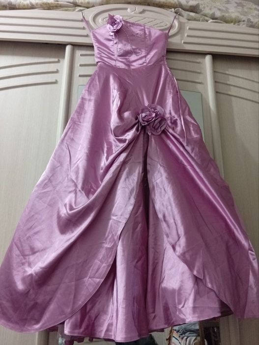 Вечернее платье женское