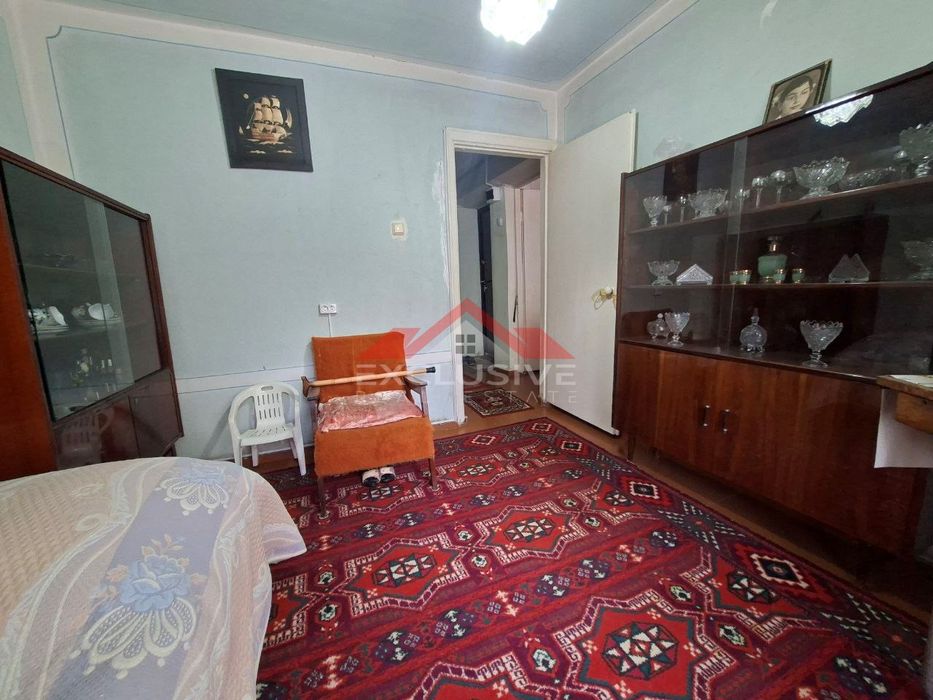 Продается 4 х комнатная квартира. Вторичка. Вокзал.