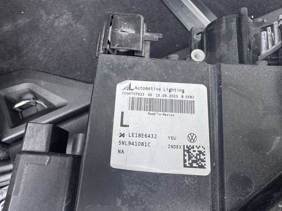 Фар фолксваген тигуан