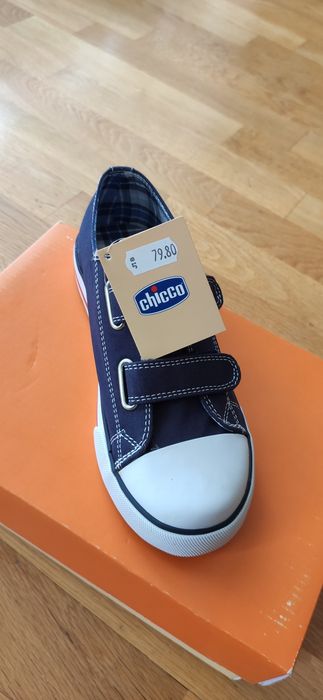Чисто нови детски обувки Chicco 34 номер