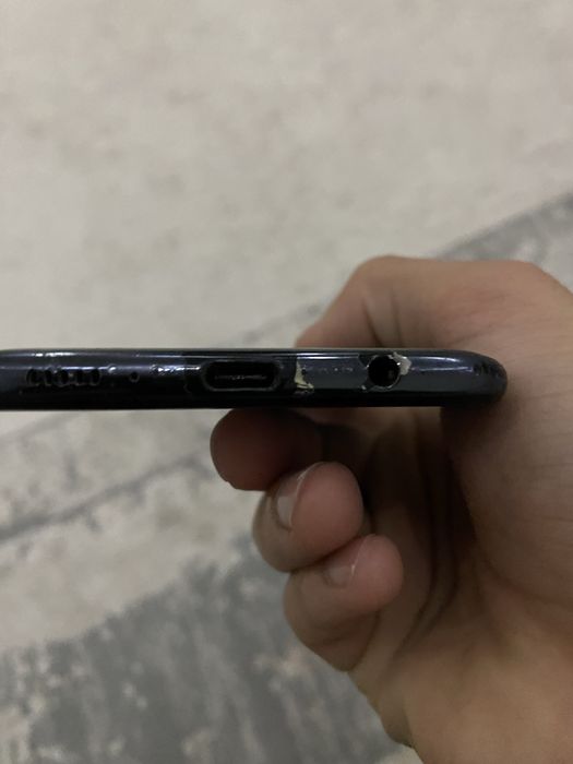 Samsung a50 продам торга нет