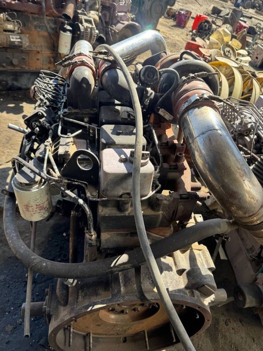 Cummunus 6BT  5.9 двигатели еккуватоларга сотувга келди.