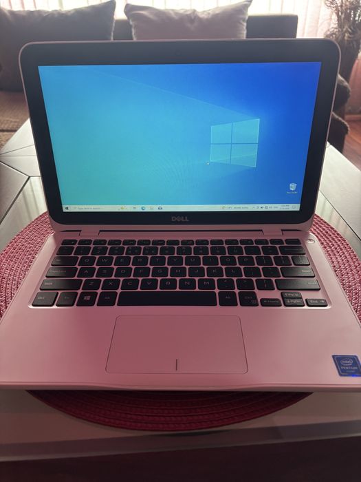 Лаптоп DELL Inspiron (P24T/P24T001)
