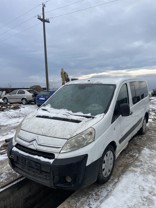 Dezmembrez o gama larga de masini(audi,passat, ford, citroen, golf etc