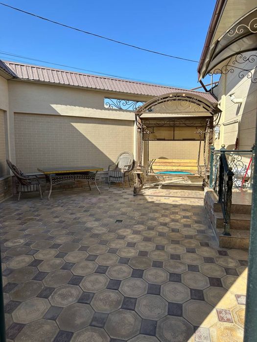 Сергели Чорток махалла коттедж 1 этажли  2 та ховлили мебел техника