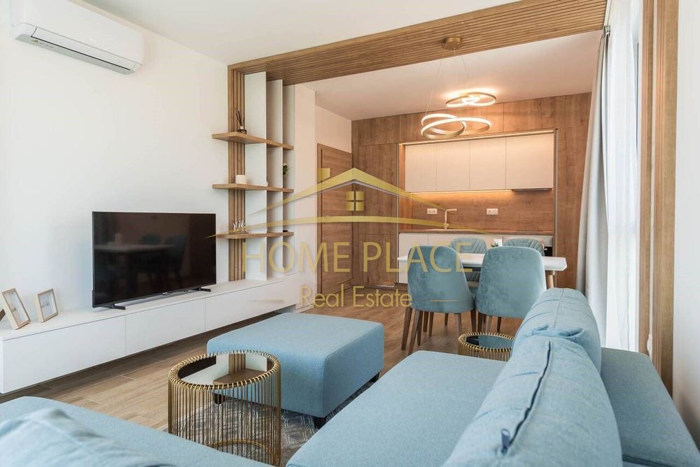 Дава се под наем Двустаен апартамент в к.к. Св.Св. Константин и Елена - 60 кв.м за 765 € - Снимка #1