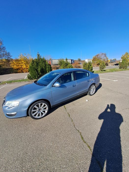 Vând volkswagen passat