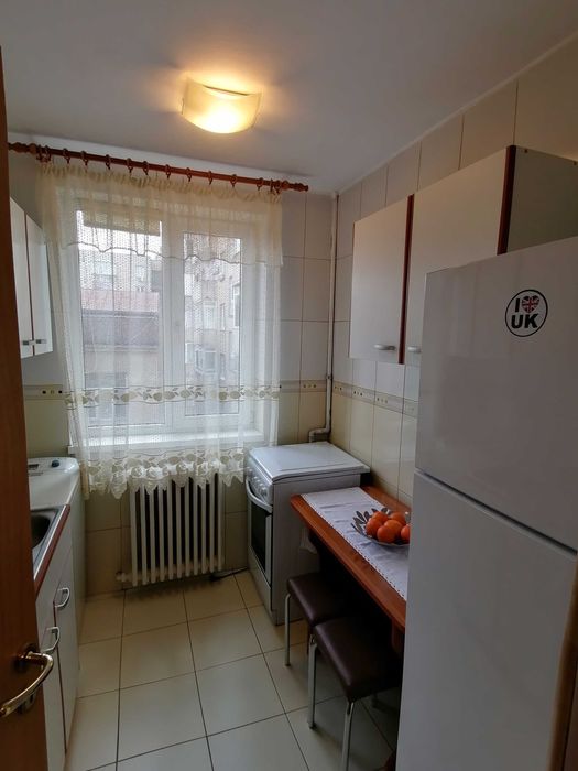 Propietar,  inchiriez ap 2 cam, P.ta Romana