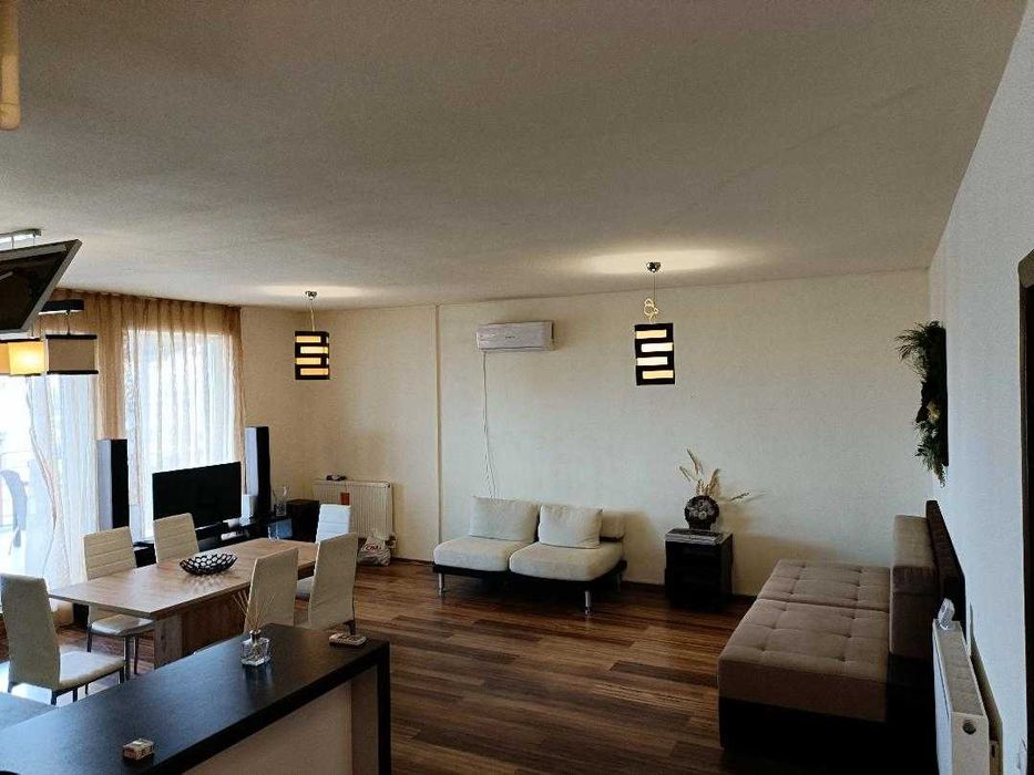 Apartament tip Penthouse – 108 mp utili + Terasă 34 mp si garaj