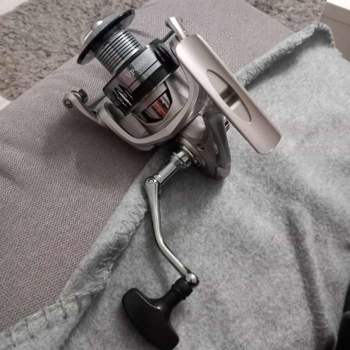 Спининг макара 4000 размер