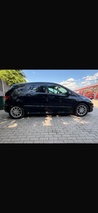 Mercedes Benz B160