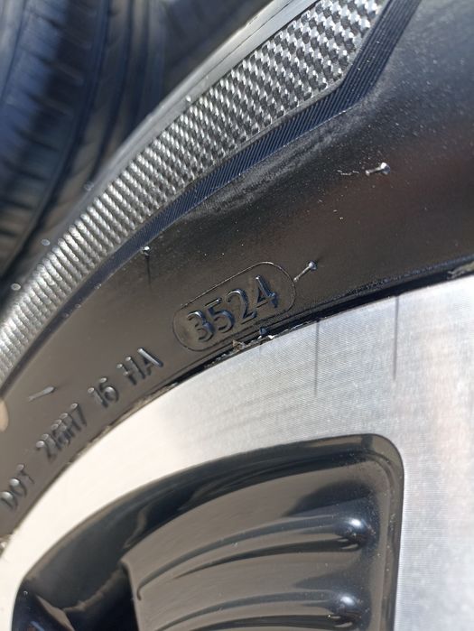 245/45/19 Hankook летний комплект