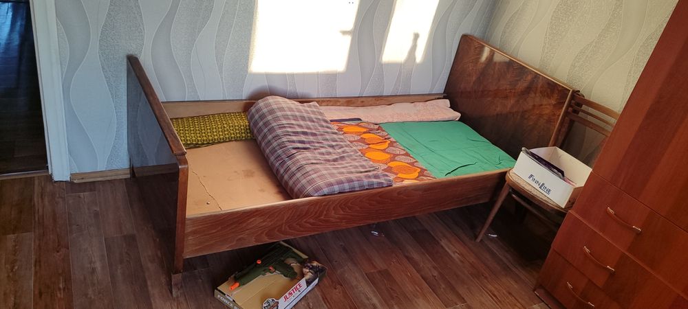 Даром, район Школьник