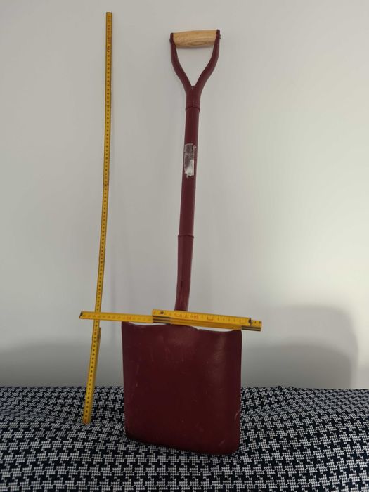 Lopată Faithfull all-steel, lamă pătrată – nouă