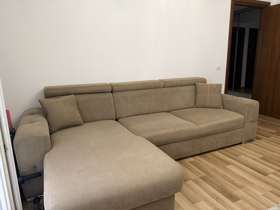 Coltar extensibil cu lada de depozitare