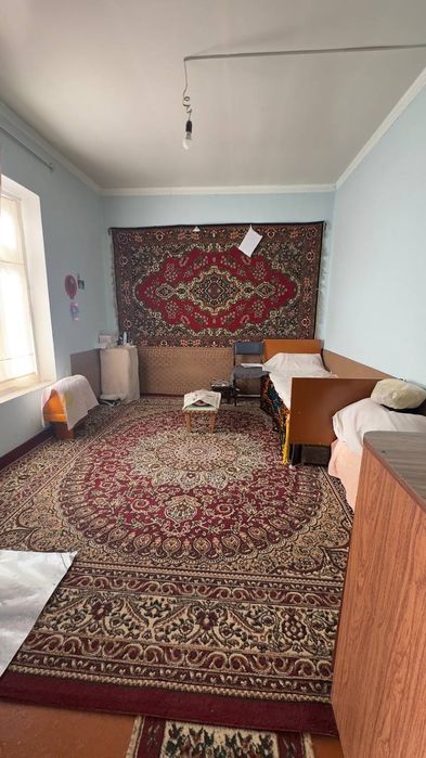 Samarqnd vil. Payariq tum. Chelak sh. Uy sotiladi katta hovli