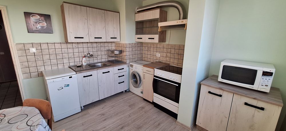 Дава се под наем Двустаен апартамент в Бургас, Братя Миладинови - 60 кв.м за 318.75 € - Снимка #3