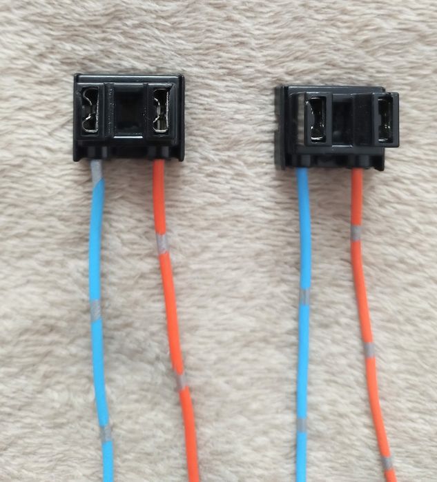 Set 2 mufe / soclu pentru bec H7