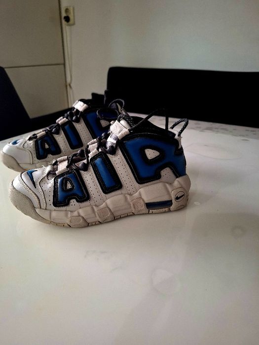 Vând Nike Air Uptempo