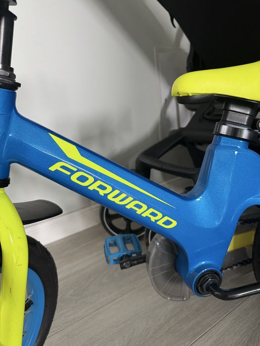 Велосипед детский с доп колесами