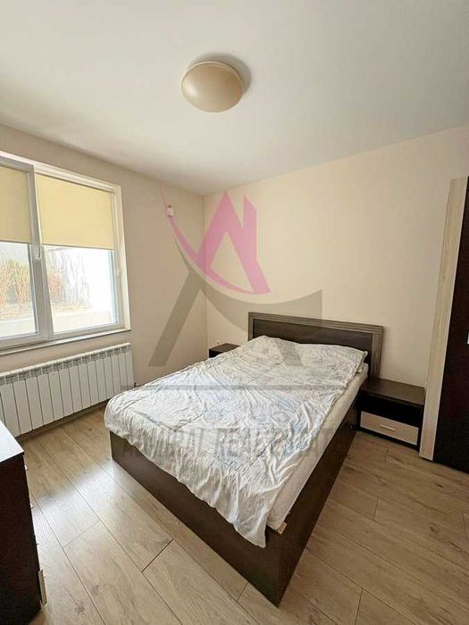 Дава се под наем Тристаен апартамент в Варна, ВИНС - 80 кв.м за 716 € - Снимка #2