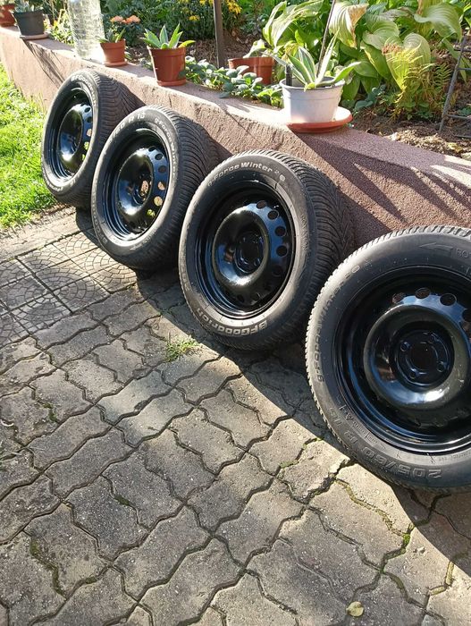 Cauciucuri Iarna 205 65 R16 + Jante Otel 4 x 100