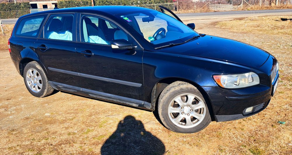 Vând volvo v50 1.8 benzină