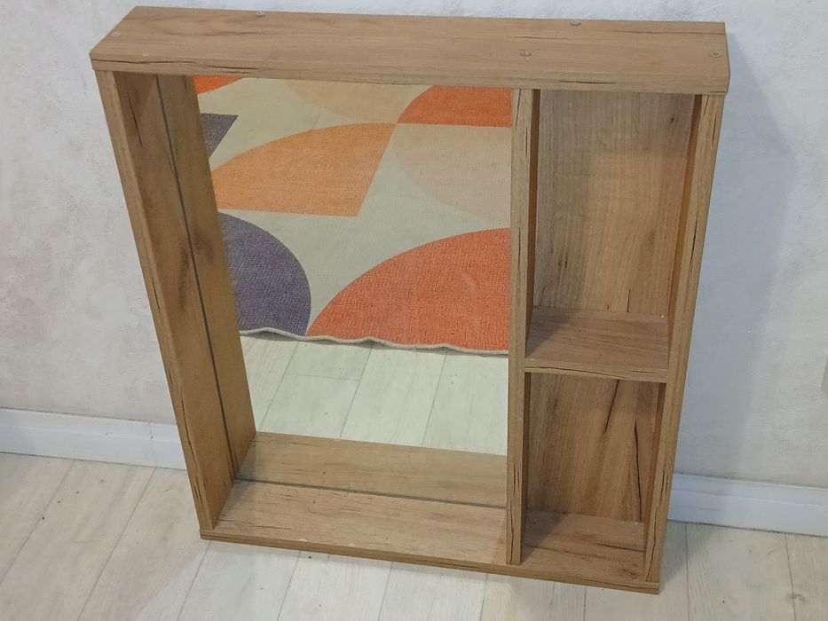 Зеркало с рамочкой