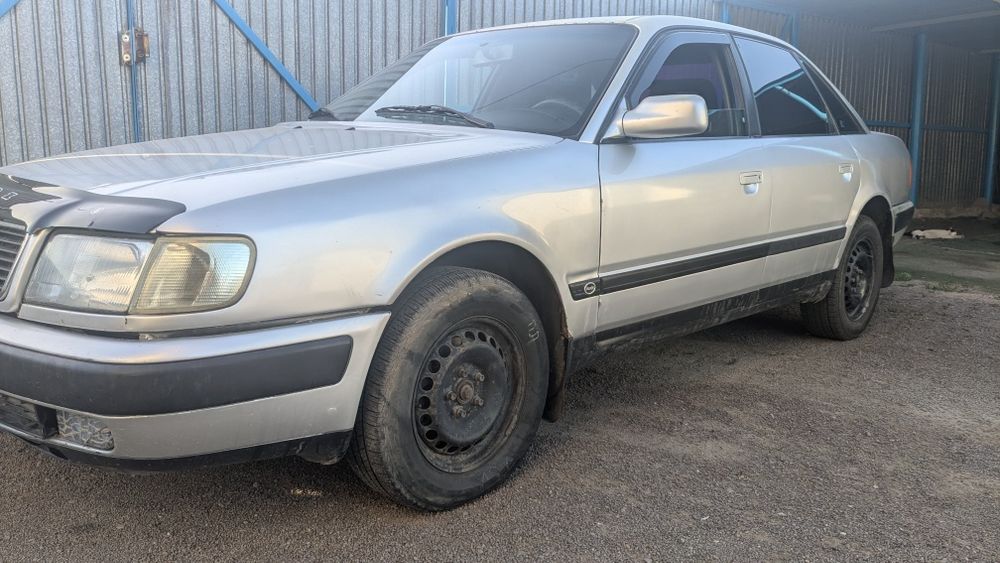Продам audi 100 C4