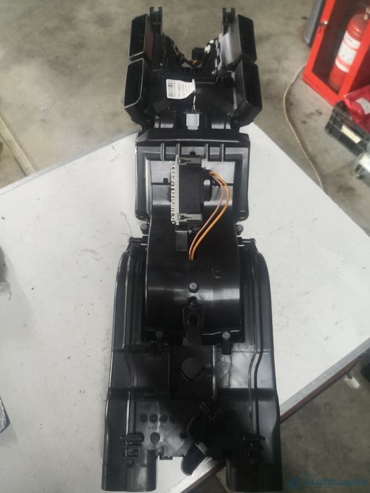Consola Centrala Audi A8 Iii (4H2, 4H8, 4Hc, 4Hl) [ 2009 - 2018 ] Oem