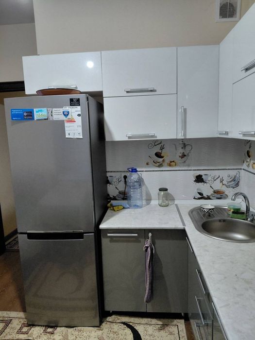 Сергели1-бекат новостройка 2/7/7 сотилади