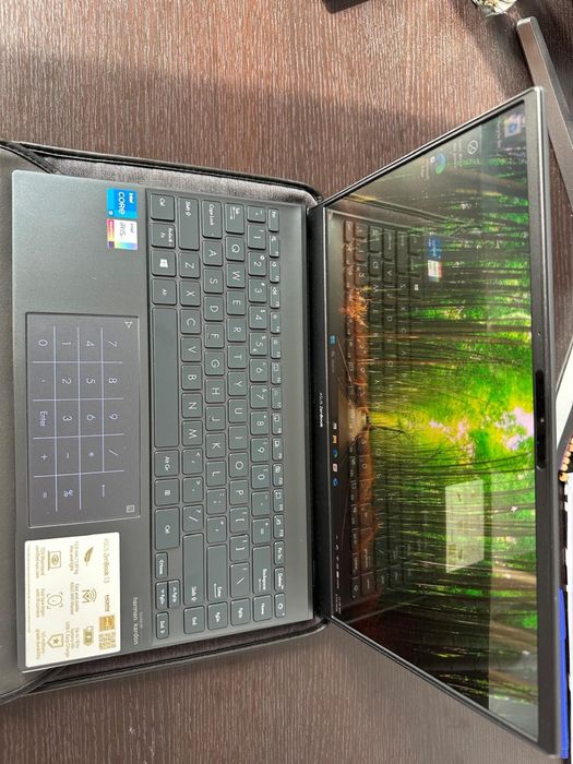 Asus Zenbook 13” OLED