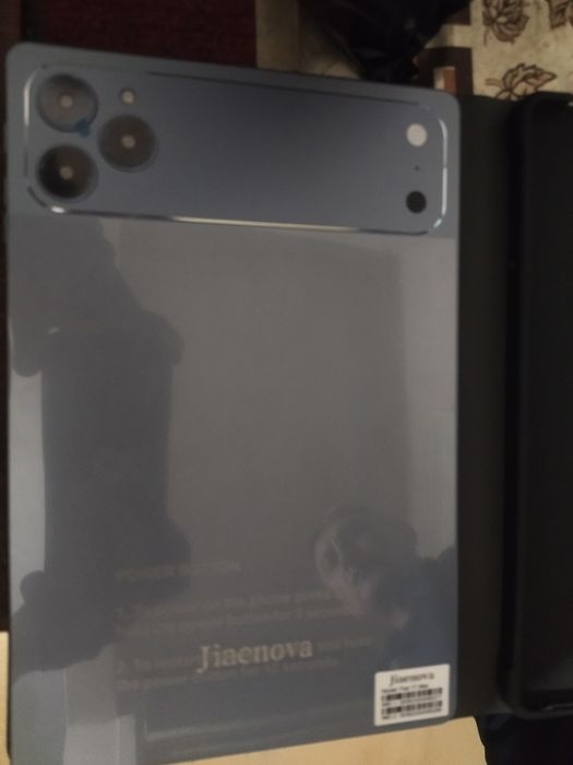 Планшет продаётся