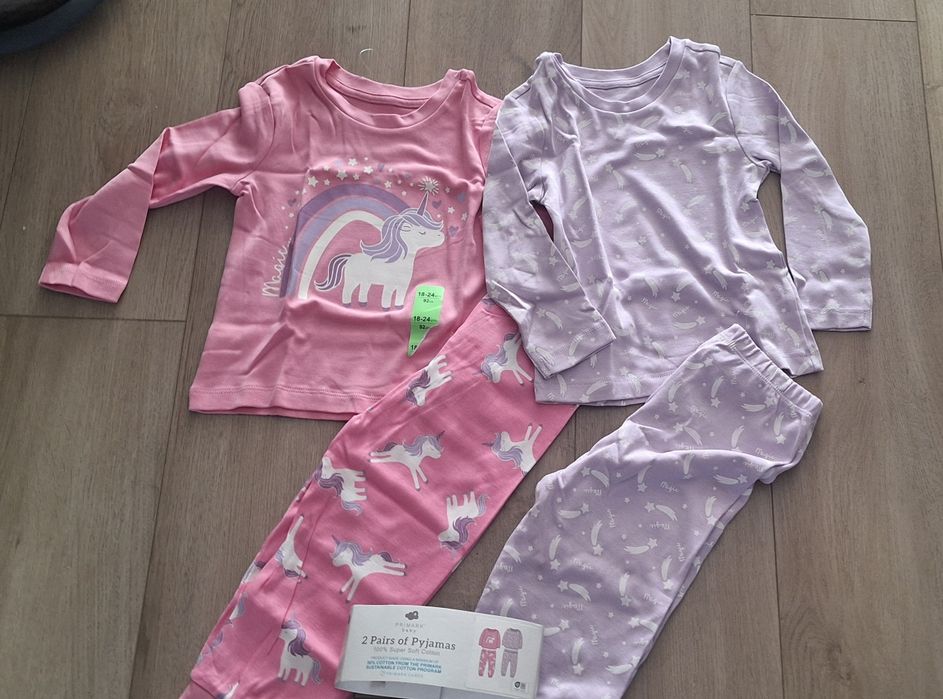 Pijamale 2 seturi 65lei 92-98cm