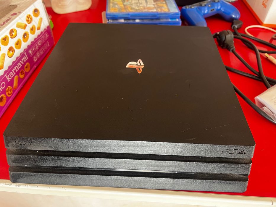 PS4 pro, 1тб срочно