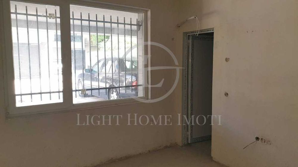 Продава се Тристаен апартамент в Пловдив, Каменица 2 - 61 кв.м за 2208 €/кв.м - Снимка #2